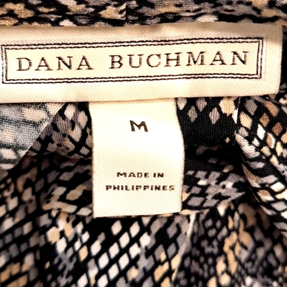 Wrinkle-Free Top - Picture 5 of 15